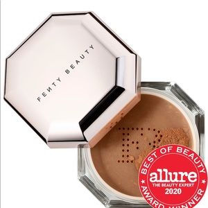 Fenty Beauty By Rihanna Pro Filt’r Instant Retouch Setting Powder (In Nutmeg)